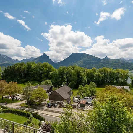 Haus Alpenblick Guest house *